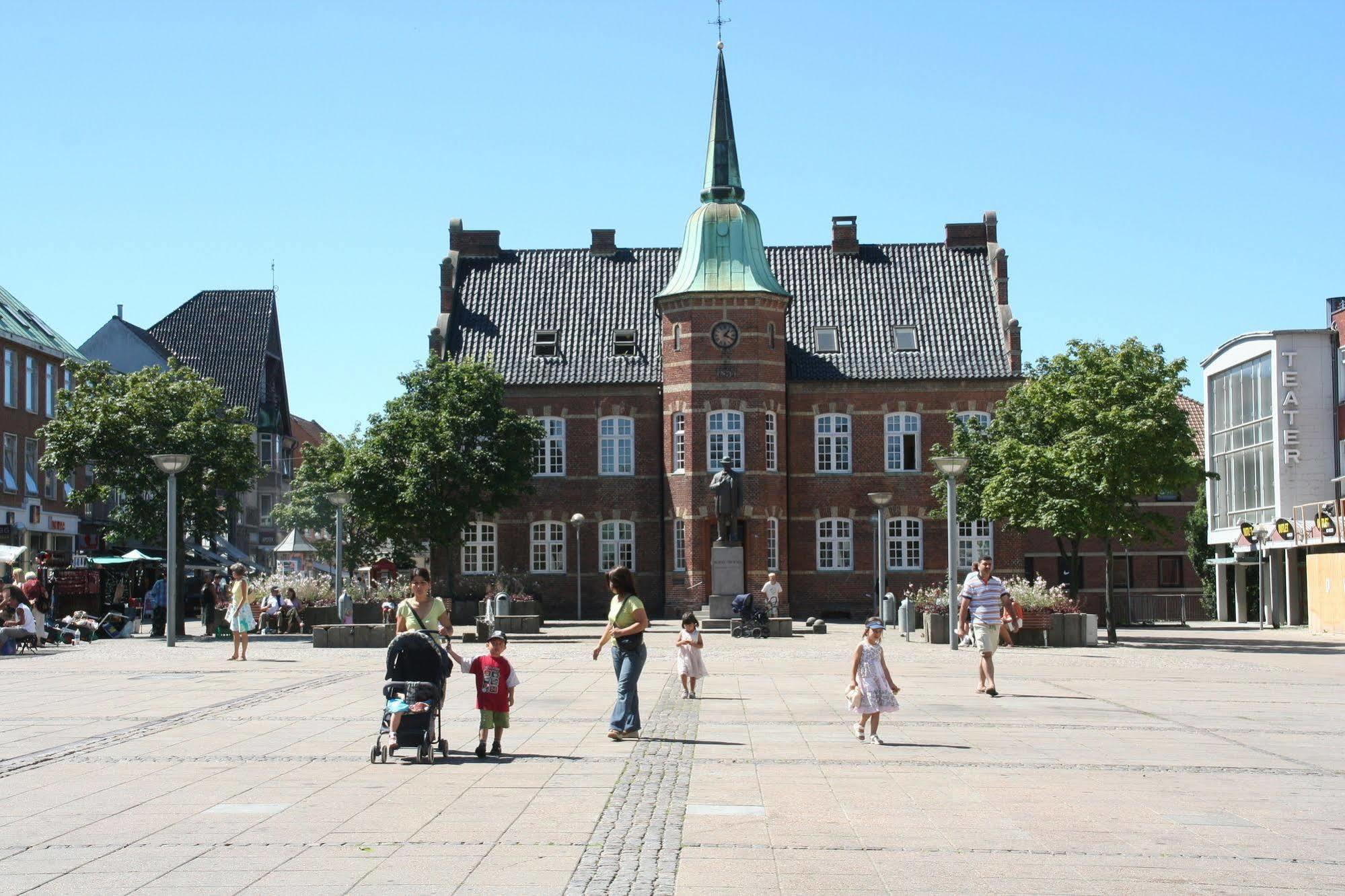Hotel Dania Silkeborg Buitenkant foto